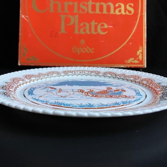 Spode Christmas Pastimes “Sleigh Ride” 1982 Boxed Display Plate - Picture 6 of 7